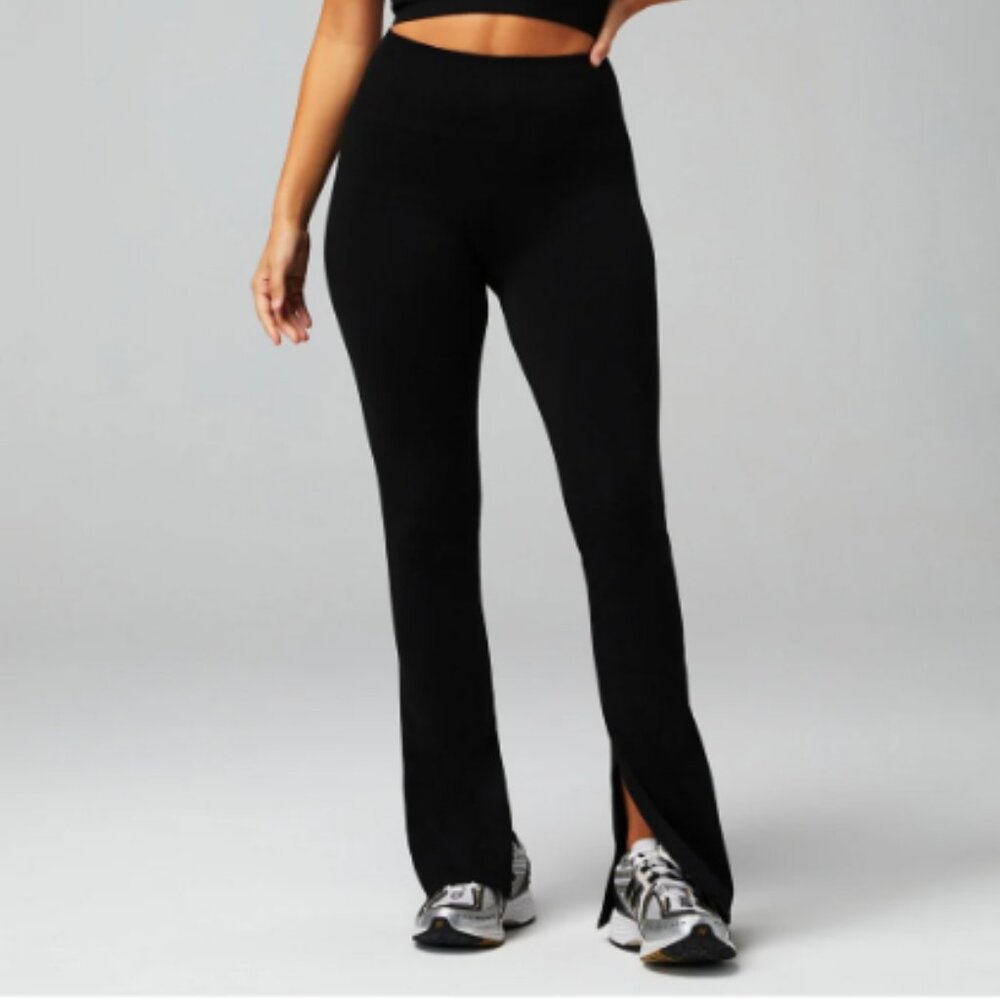 Cloud Seamless High-Waisted Split Flare in Sienna